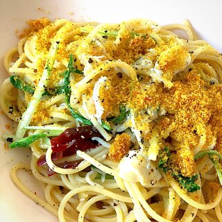 【簡単】しらすと水菜のからすみパスタ